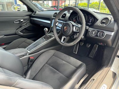 2026 Porsche 718 thumbnail 15