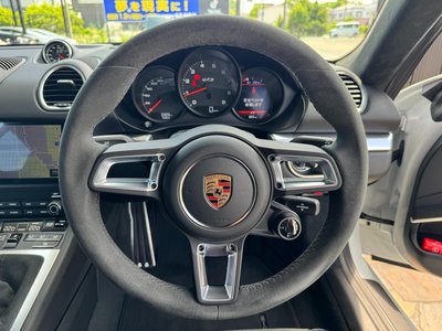 2026 Porsche 718 thumbnail 16