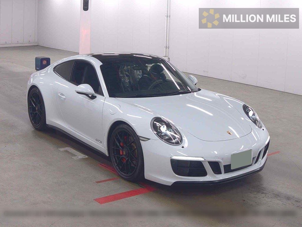 PORSCHE 911 - View 1