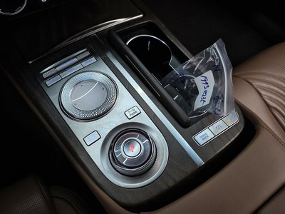 GENESIS G80 (RG3) - 9
