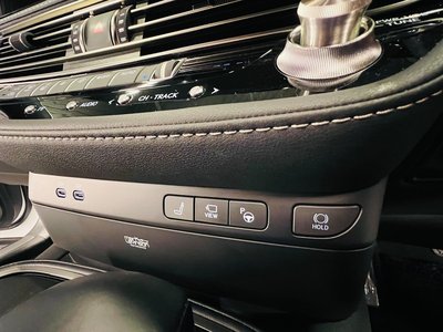 2023 Lexus LS — миниатюра 48