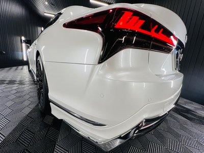 2023 Lexus LS — миниатюра 37