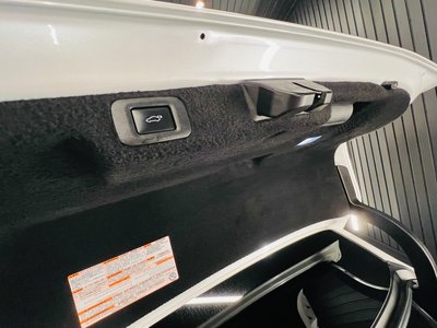 2023 Lexus LS — миниатюра 62