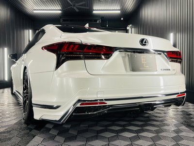 صورة 10 لـ 2023 Lexus LS