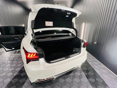 2023 Lexus LS — миниатюра 61
