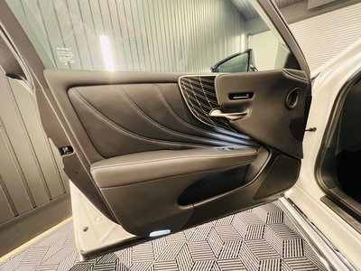 2023 Lexus LS — миниатюра 66