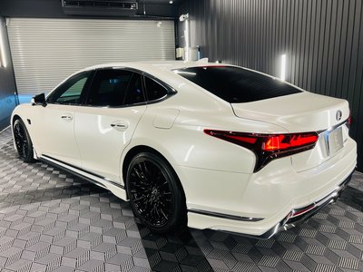 2023 Lexus LS — миниатюра 31