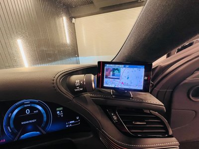 2023 Lexus LS — миниатюра 44