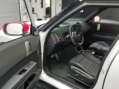 MINI COUNTRYMAN - 10