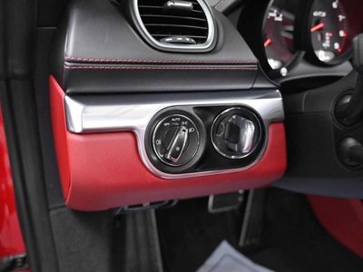 2022 Porsche 718 缩略图 15