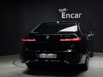 صورة 3 لـ 2025 BMW 7 SERIES