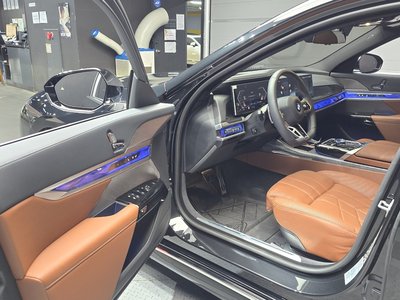 2025 BMW 7 SERIES — миниатюра 13