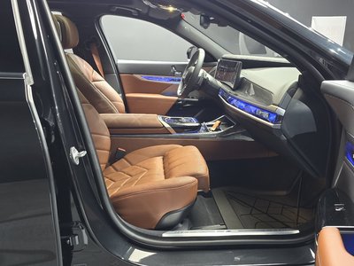 2025 BMW 7 SERIES — миниатюра 16