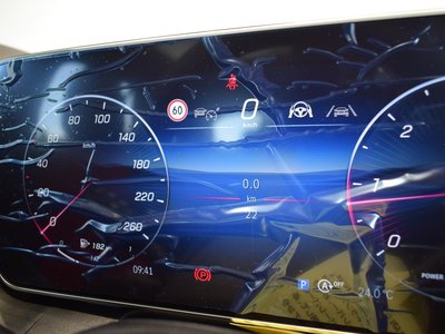 MERCEDES-BENZ GLC - 8