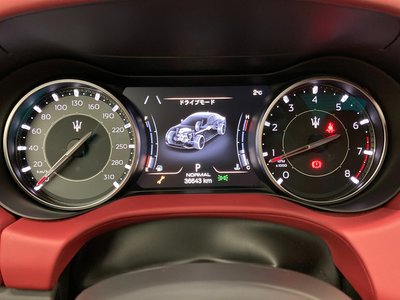 صورة مصغرة 16 لـ 2021 Maserati GHIBLI