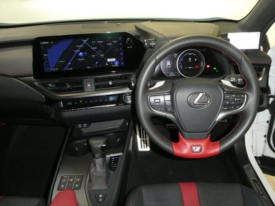 LEXUS UX - 4