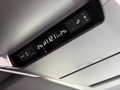 2026 TOYOTA ALPHARD photo 9