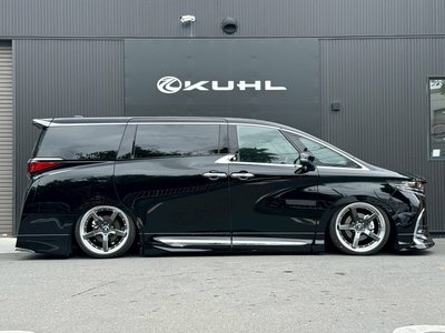 2026 TOYOTA ALPHARD photo 3