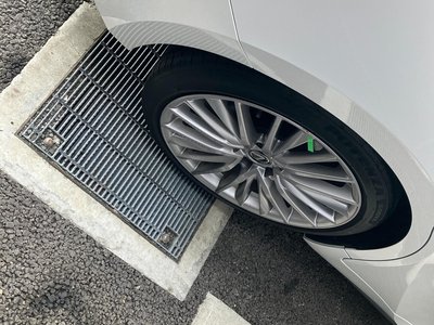 2023 Lexus IS — миниатюра 30