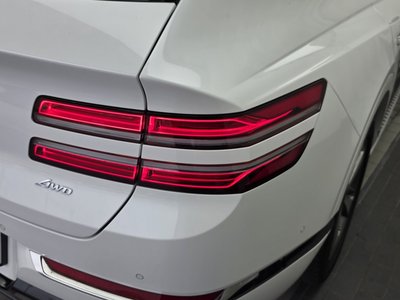 GENESIS GV80 - 10