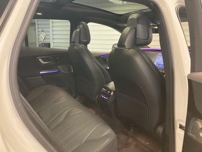 MERCEDES-BENZ EQE - 8