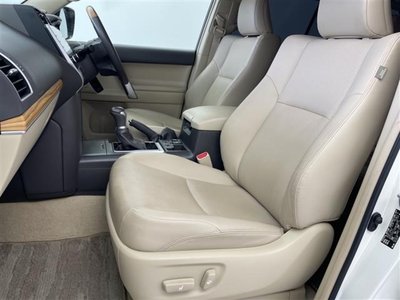 2023 Toyota LAND CRUISER PRADO 照片 8