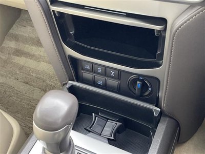 2023 Toyota LAND CRUISER PRADO 缩略图 23