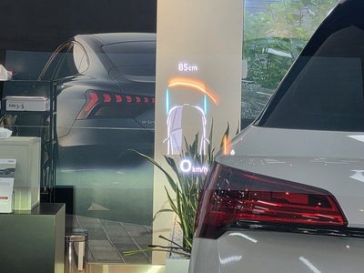 صورة 10 لـ 2025 AUDI Q6 E-TRON