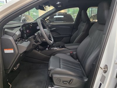 صورة 9 لـ 2025 AUDI Q6 E-TRON