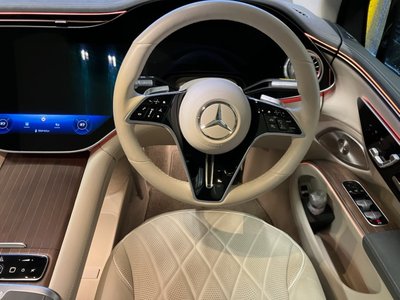 MERCEDES-BENZ EQS - 6