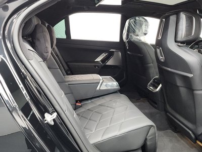 2023 BMW 7 SERIES — миниатюра 26