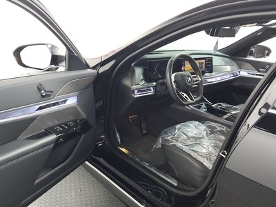 2023 BMW 7 SERIES — миниатюра 13