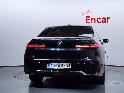 صورة 4 لـ 2023 BMW 7 SERIES