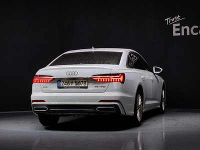 AUDI A6 - 4