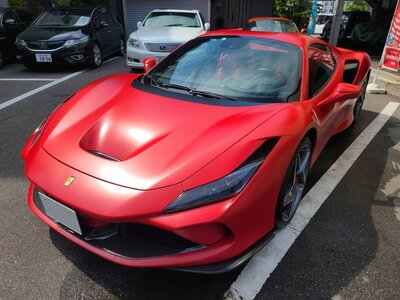FERRARI F8 SPIDER