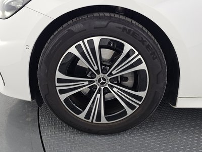 MERCEDES-BENZ E-CLASS - 6