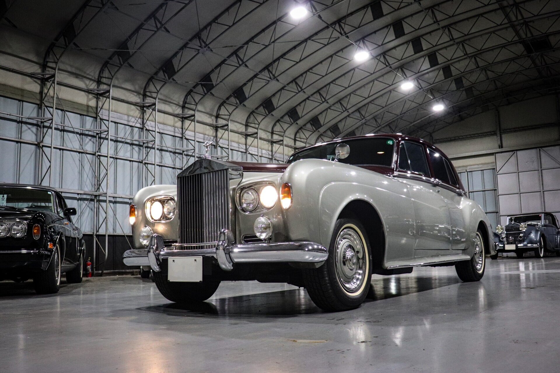 ROLLS ROYCE SILVER CLOUD - View 1