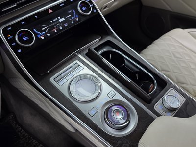 صورة مصغرة 12 لـ 2022 Genesis GV80