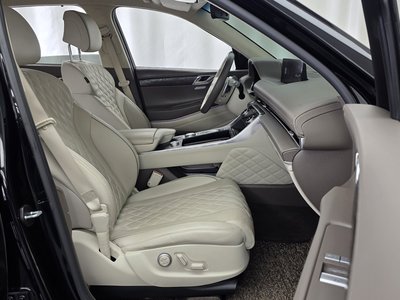 صورة مصغرة 16 لـ 2022 Genesis GV80