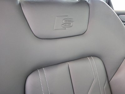 2025 AUDI A6 AVANT photo 10