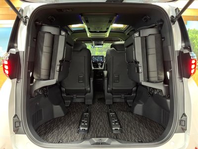 صورة مصغرة 30 لـ 2024 TOYOTA ALPHARD