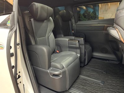 صورة 9 لـ 2024 TOYOTA ALPHARD