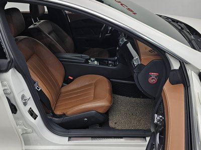 MERCEDES-BENZ CLS - 10