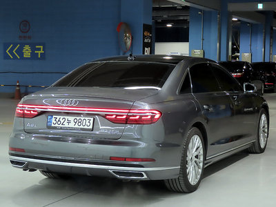 AUDI A8 - 3