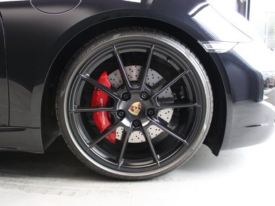 PORSCHE 718 BOXSTER - 10