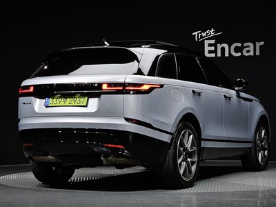 LAND ROVER RANGE ROVER VELAR - 3