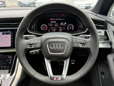 AUDI Q7 - 10