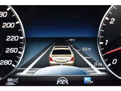 MERCEDES-BENZ E-CLASS - 7