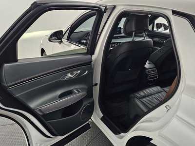 2021 Genesis GV70 — миниатюра 33