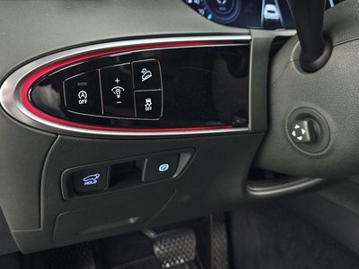 2021 Genesis GV70 — миниатюра 28